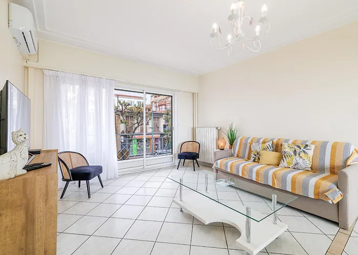 Myn1 - Spacieux Face A La Apartmán Menton