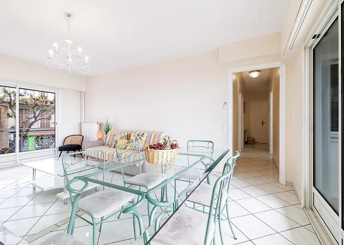 Myn1 - Spacieux Face A La *